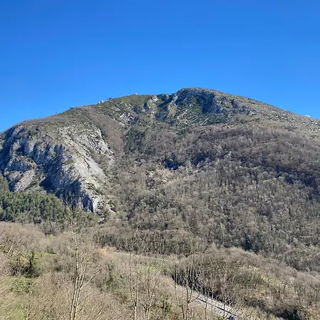 Hocheck, Le Coin D'en Haut, Au Pied Des Pyrenees ! *