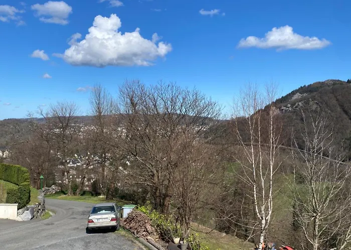 Hocheck, Le Coin D'en Haut, Au Pied Des Pyrenees ! 拉夫当的阿斯平