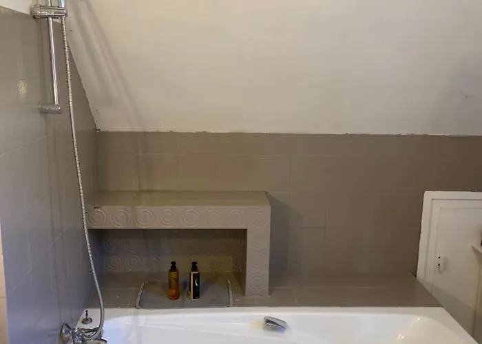 Hocheck, Le Coin D'en Haut, Au Pied Des Pyrenees ! *